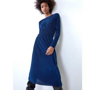Zara gathered waist pleated navy light weight semi sheer long sleeve midi dress